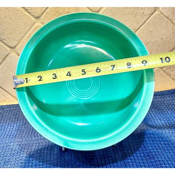 Light Green Fiesta Ware Nappy Serving Bowl - Picture 3 of 6